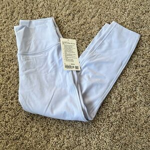 Lululemon size 6